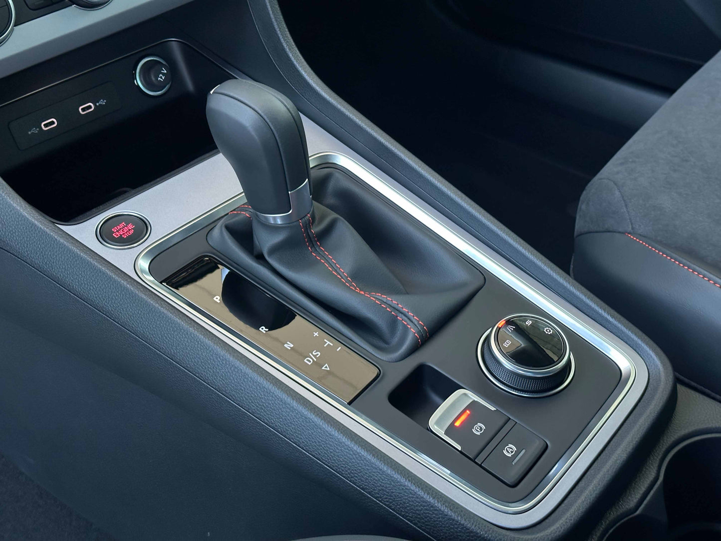 Neuwagen Seat Ateca FR (D4 Promo) 1.5 TSI 150 DSG (Lager) 5JGARANTIE|VOLL-LED|NAV|KEYL|ASS.M+|DYNA|19"|WINTER|VIRTU|USW. SEA 103