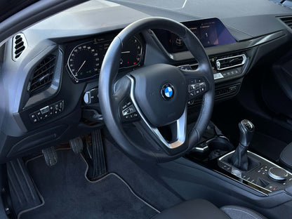 Gebrauchtwagen BMW 1er Sport Line 118i (Lager) NAV|DIGITAL|WINTER|EASY.OPEN|UVM. L-BSG 105